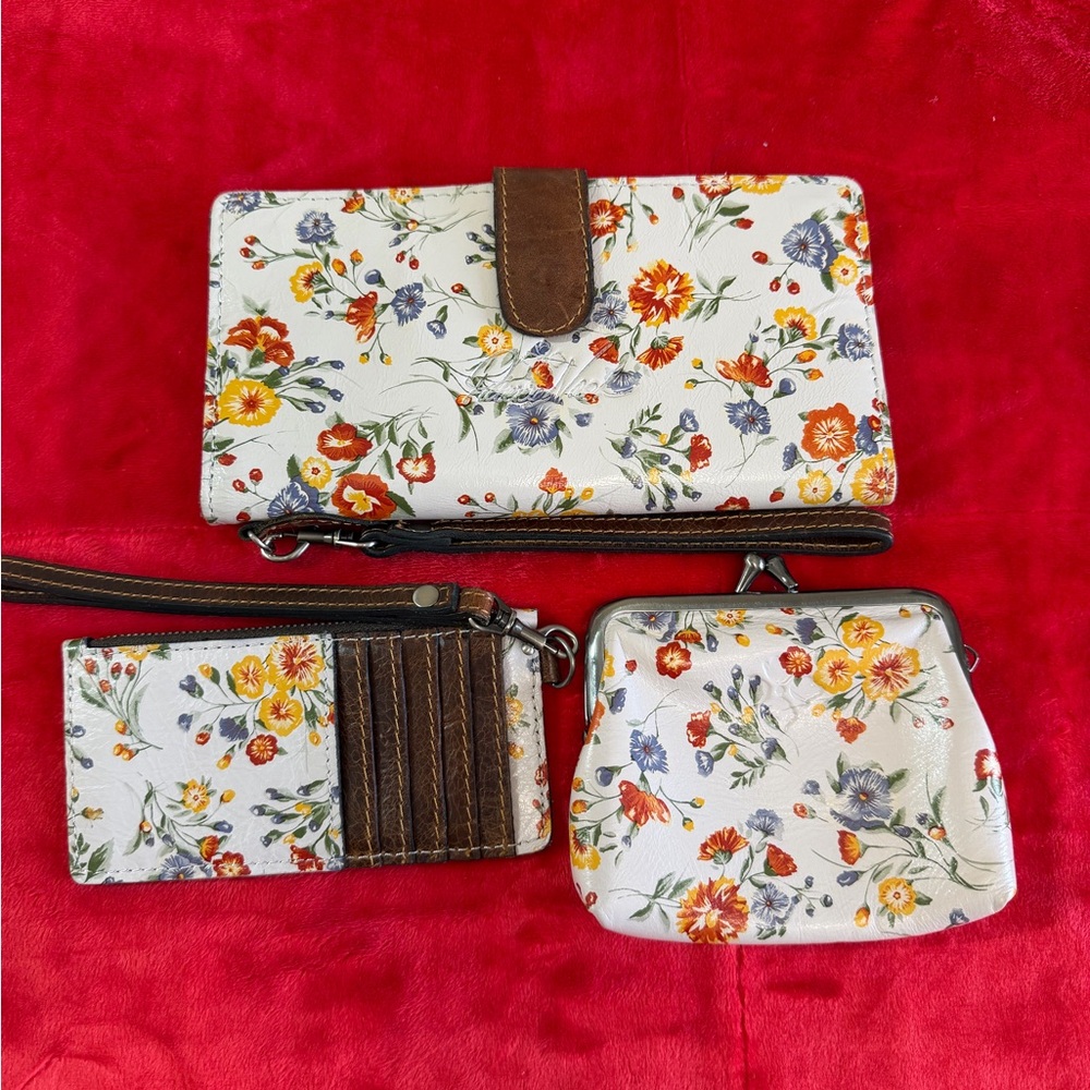 Patricia Nash Floral Women's large and small  Wallet and Coin Purse Set